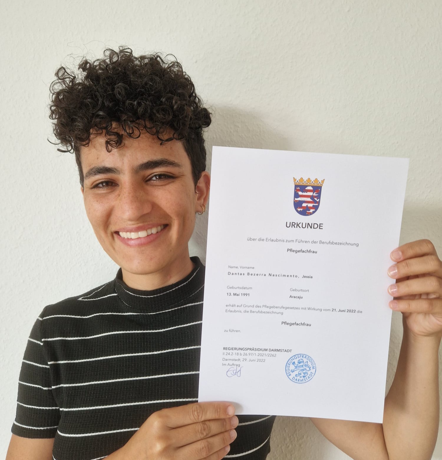 Jéssia Dantas_BRA_seit 2021 in DE_erstes Talent bestandene Anerkennung an TO Pflegeschule